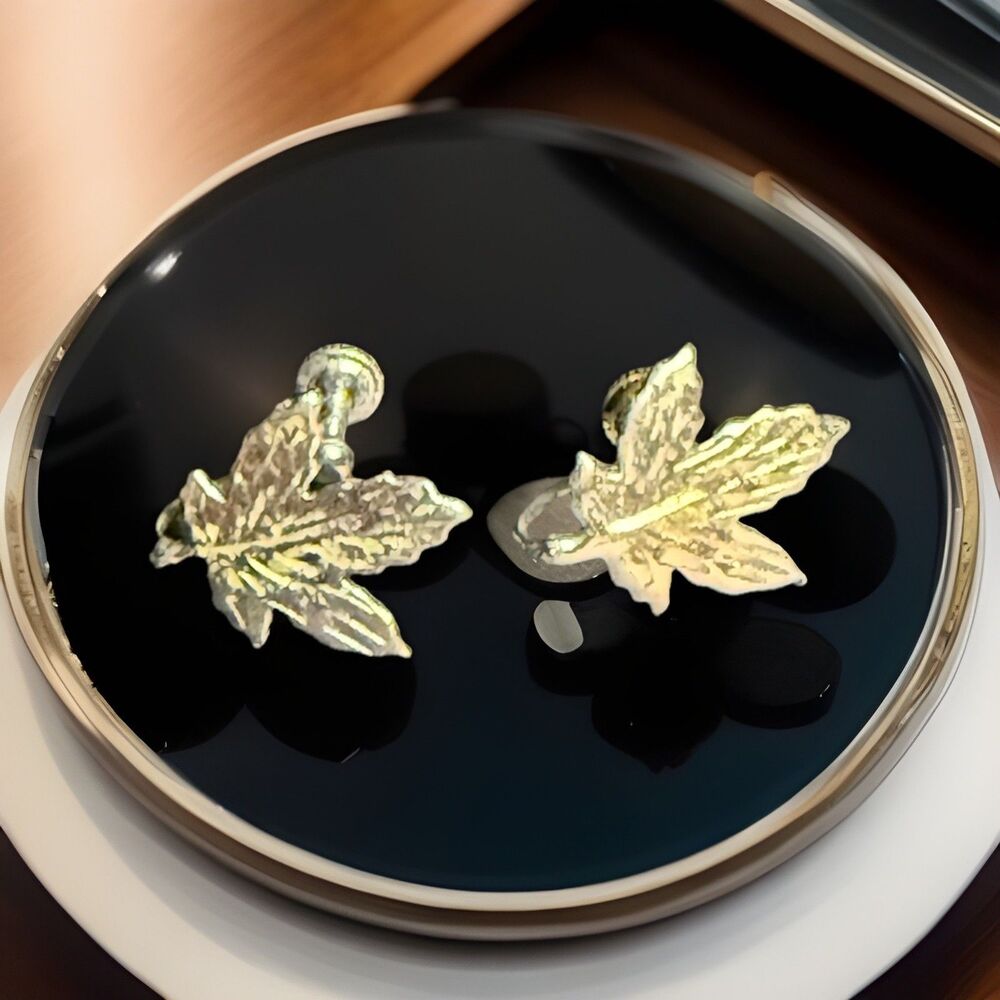 Vintage EMCO Signed Canadian Maple Leaf Screw Back Earrings